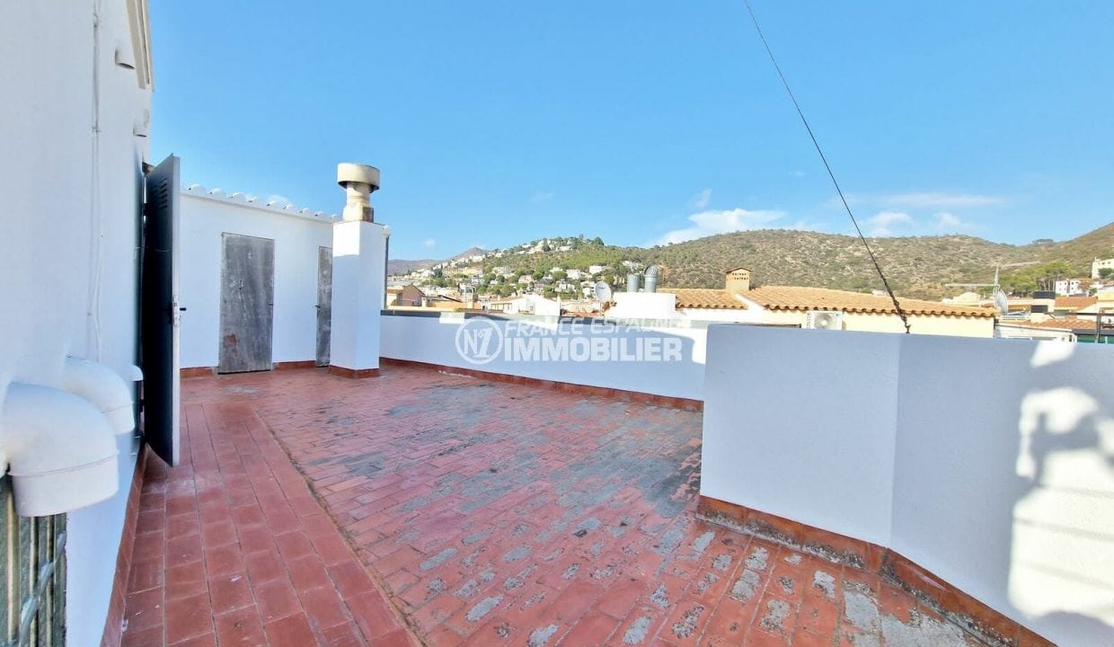 Venda apartament Rosas España, 3 habitacions 86 m² Vistes al mar/port, terrassa amb vistes a la muntanya