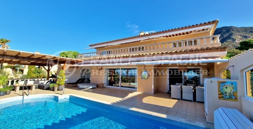 maison a vendre a rosas, 7 pièces 250 m² vue panoramique, magnifique villa