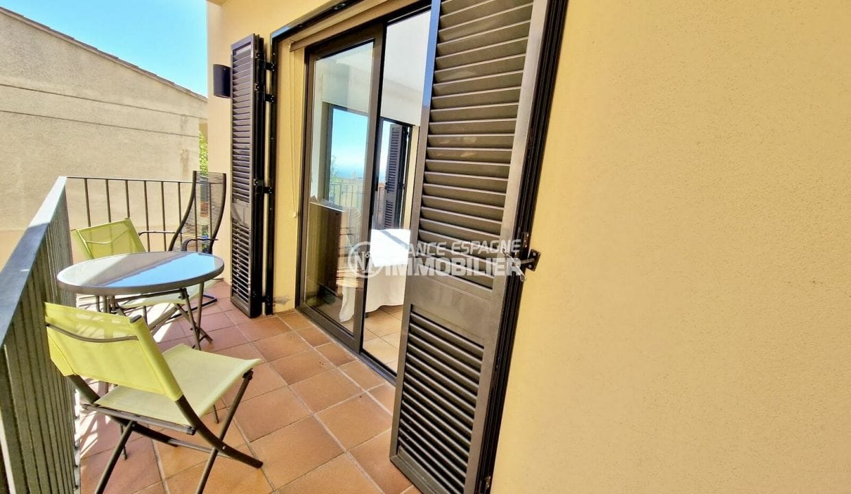 apartment for sale in rosas, 3 rooms 82 m² with parking, covered terrace