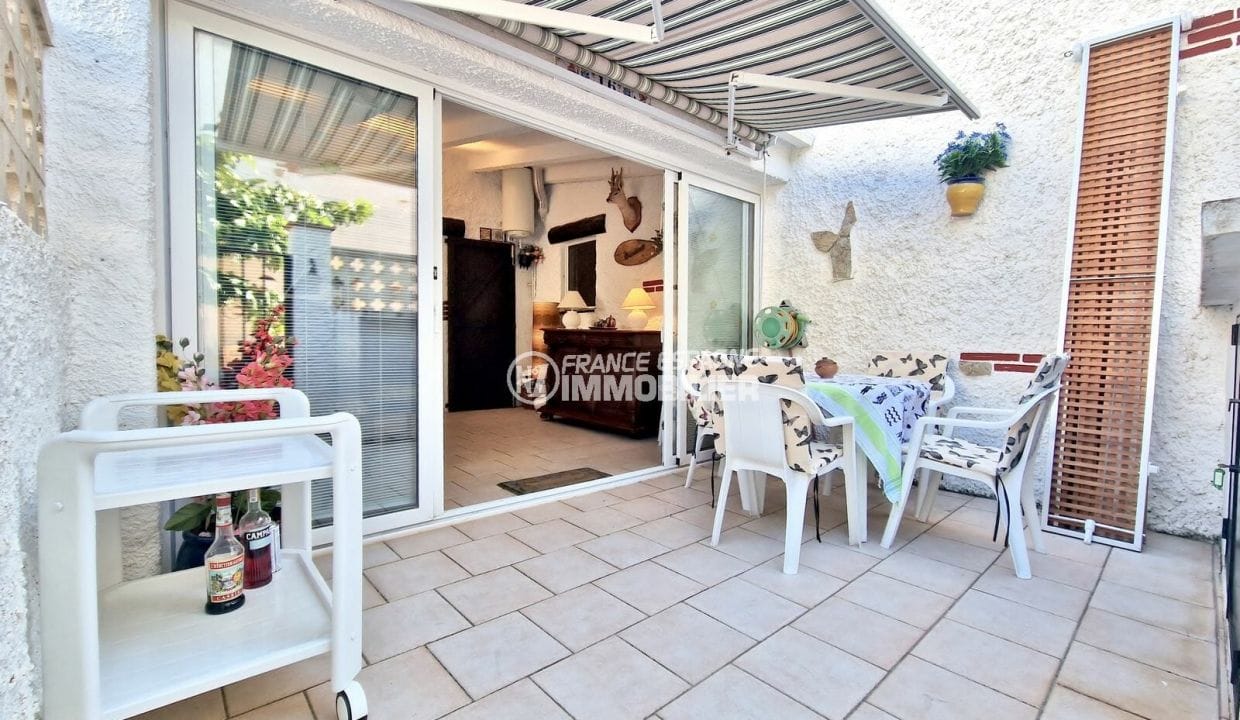 buy house rosas spain, 3 rooms 84 m² with mooring 8x3m, large terrace