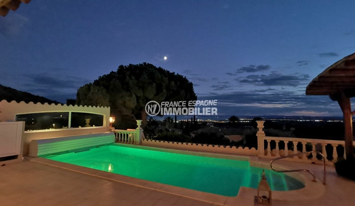 maison a vendre espagne bord de mer, 7 pièces 250 m² vue panoramique, lumière vert piscine