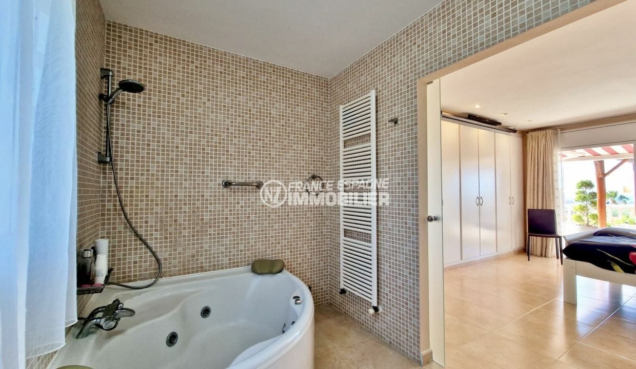 Comprar Villa Rosas Espanya, 7 habitacions 250 m² Vista panoràmica, jacuzzi doble