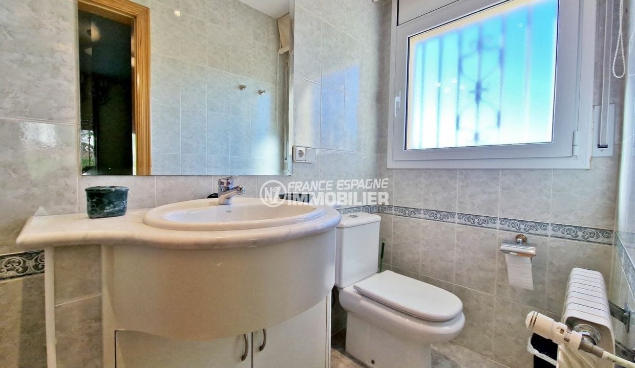 Xalet en venda Rosas Spain, 5 habitacions 260 m² Gran solar, 3r bany amb dutxa