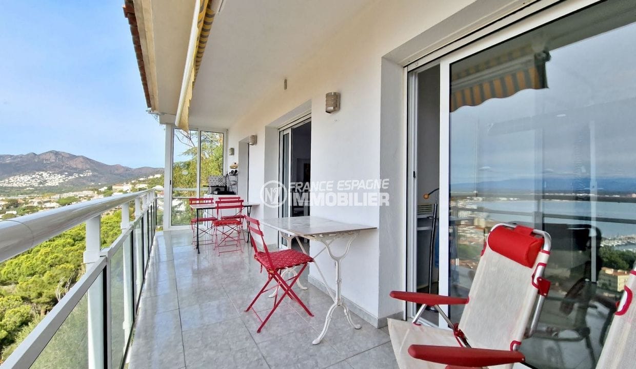 real estate rosas, 3 rooms 80 m² large terrace 180° view, covered terrace