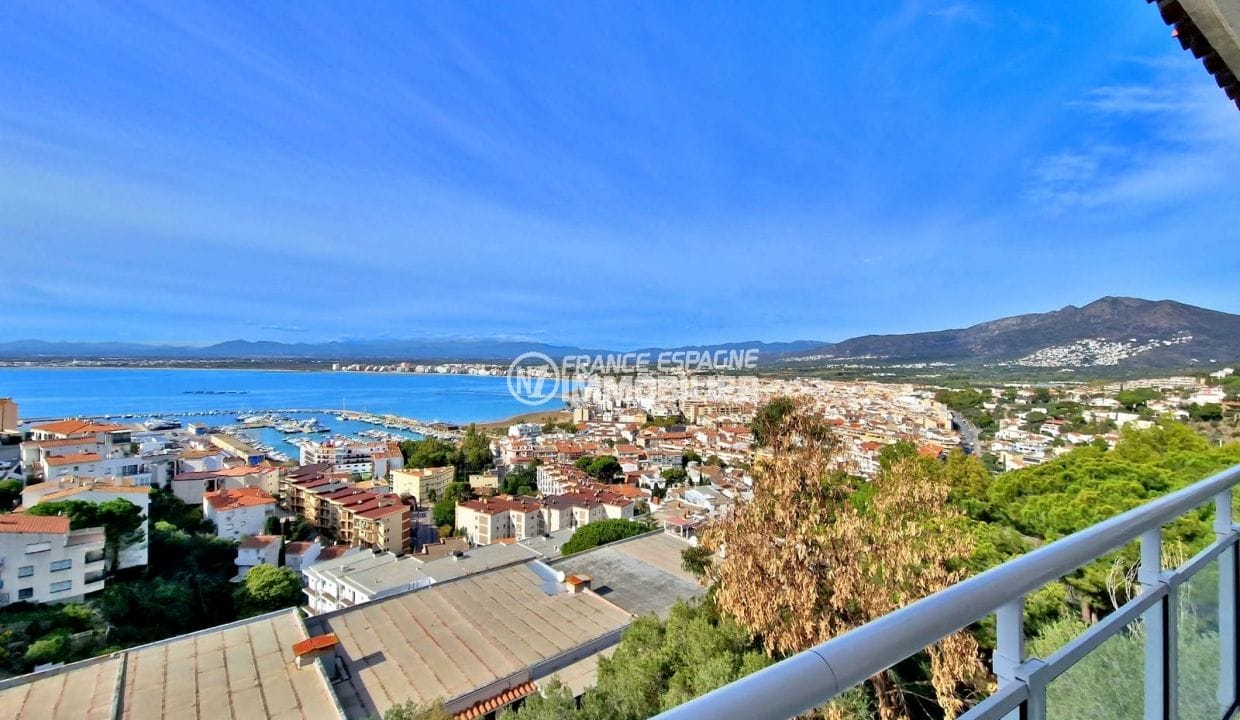 Venda apartament Roses, 3 habitacions 80 m² Gran terrassa amb vistes al mar, vista 180º