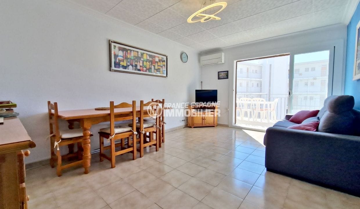 immo costa brava, 3 rooms 70 m² large terrace, living/dining room