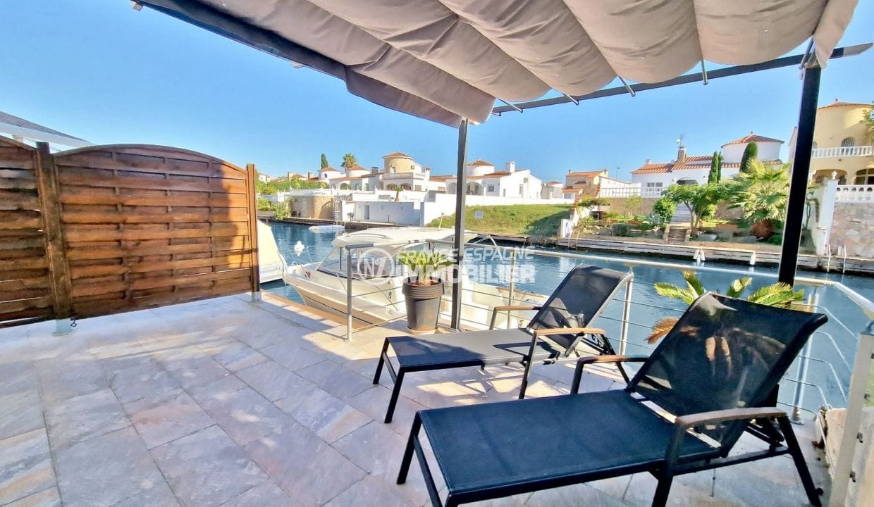 immocenter empuriabrava, 5 rooms 133 m² with 15m mooring, house with mooring