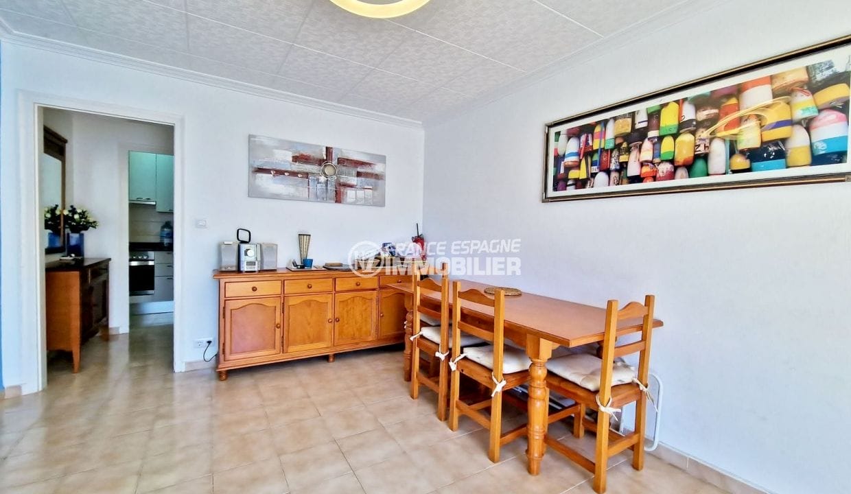 real estate rosas, 3 rooms 70 m² large terrace, dining room
