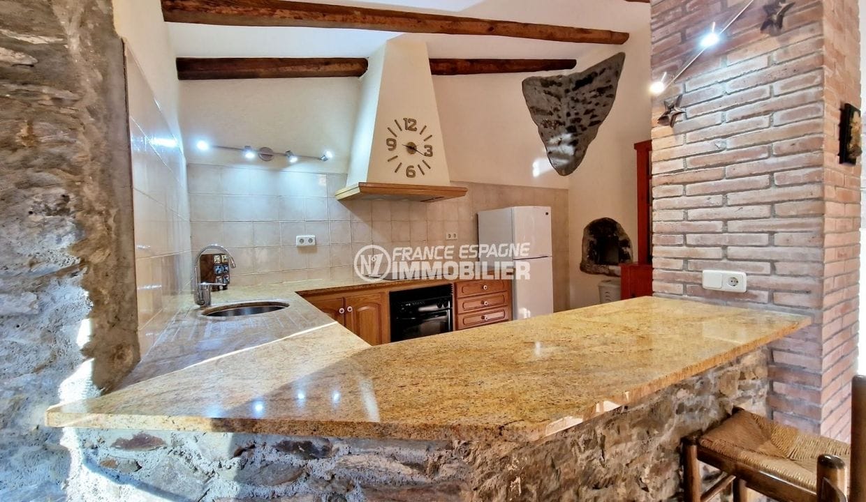 buy house roses spain, 4 rooms 265 m² large cellar, american kitchen