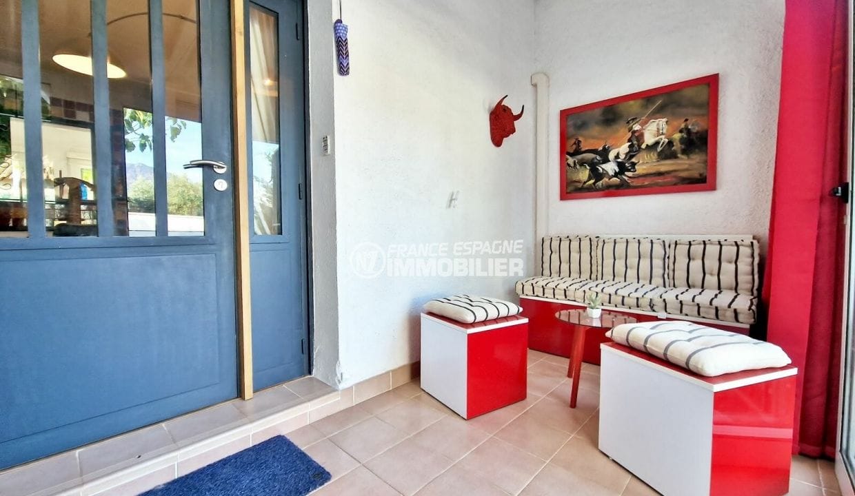 buy house roses spain, 4 rooms 95 m² with garden and terrace, entrance hall