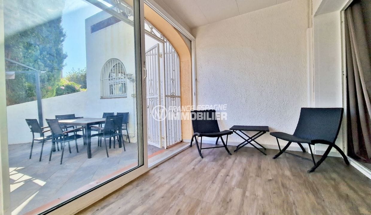 immo empuriabrava: 5-room villa 133 m² with 15m mooring, veranda terrace