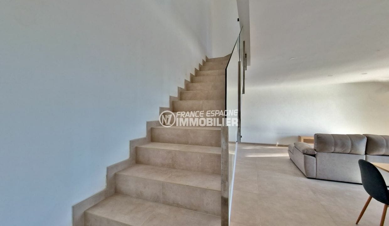 achat roses espagne: villa 5 rooms 344 m² new construction, stairs