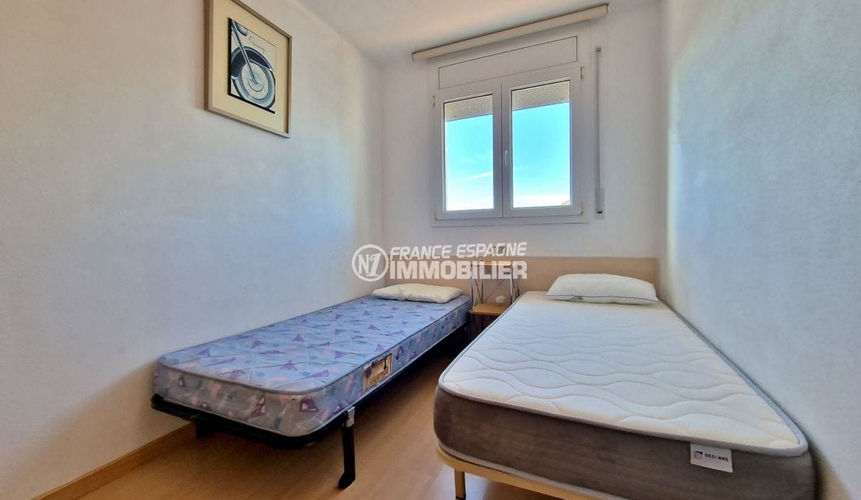 apartment for sale roses spain, 4 rooms 78 m² atico duplex, 2nd bedroom