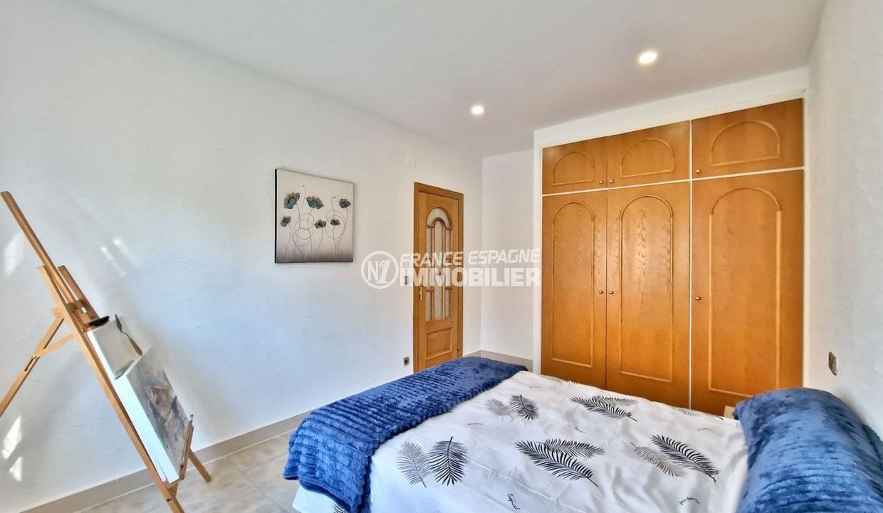 Casa en venda Rosas España, 7 habitacions 450 m² Vistes al mar, 2n dormitori amb armari encastat