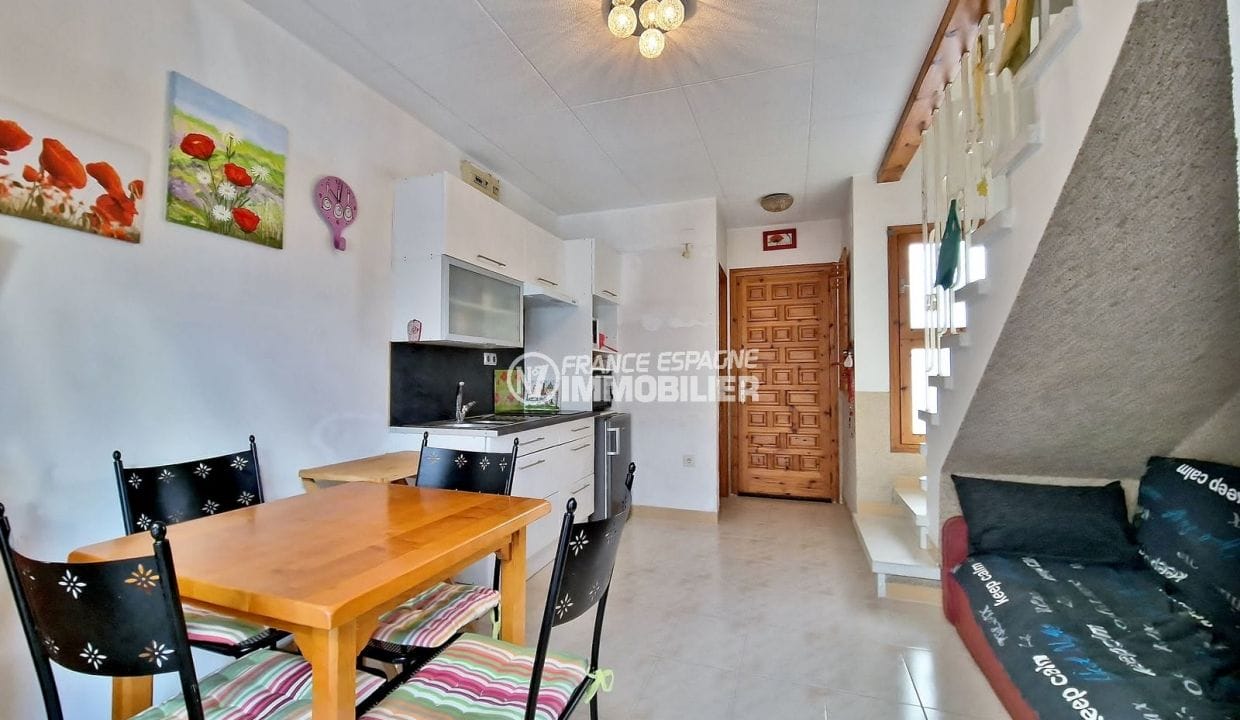house for sale spain catalogna, 5 rooms 133 m² with 15m mooring, dining room