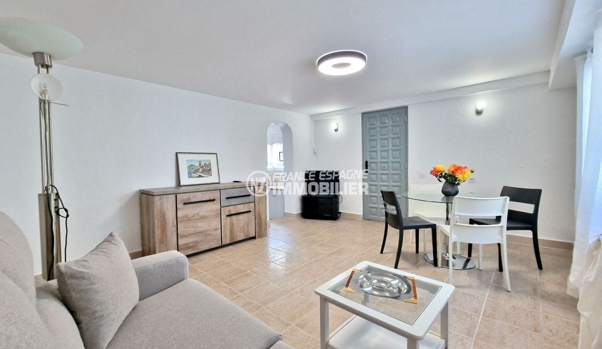 Venda Villa Rosas, 7 habitacions 450 m² Vistes al mar, sala d'estar Appt independent