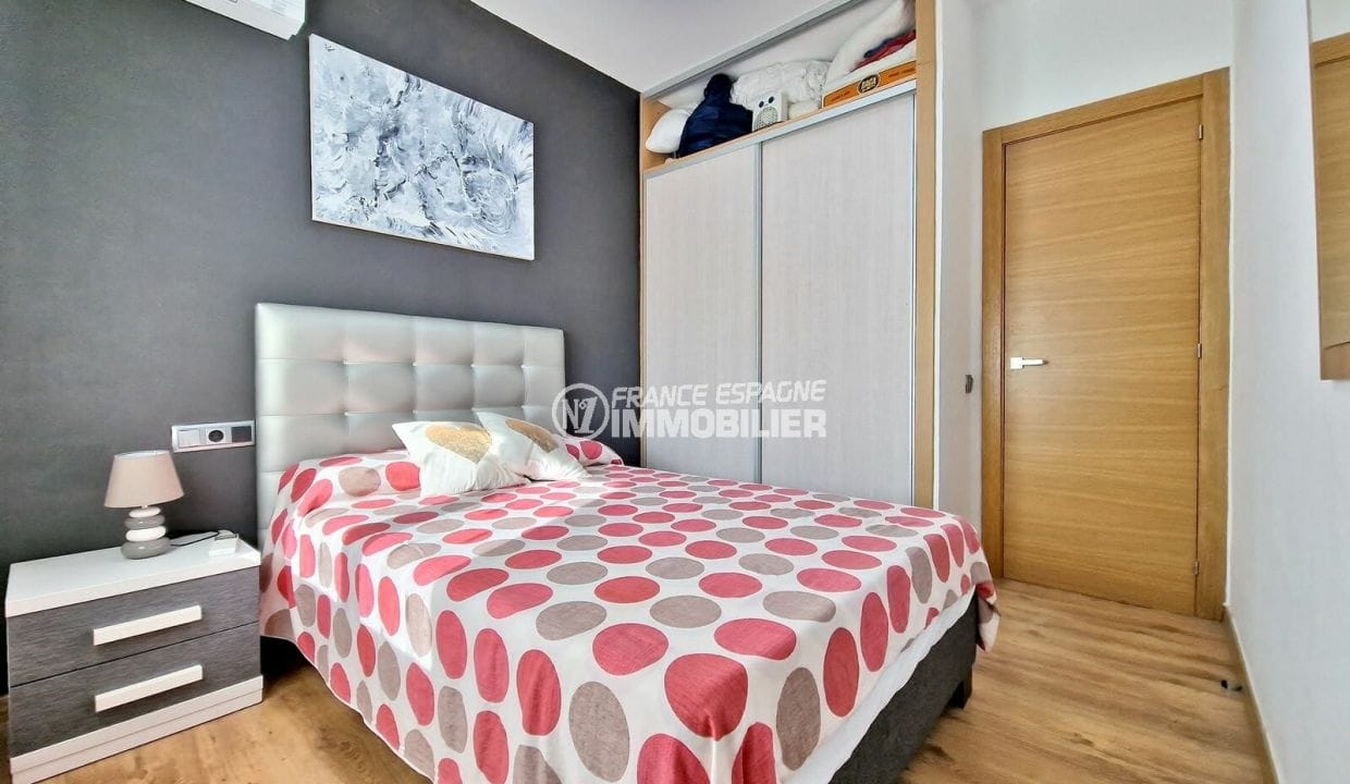 immobilier espagne: villa 6 pièces 170 m² de plain-pied, 4ème chambre avec placard