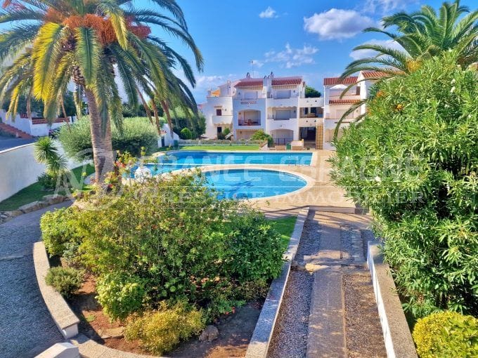 magnifique appartement roses 2 pièces 50 m², résidence avec piscine