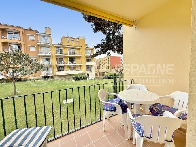 appartement gran reserva empuria 3 pièces 65 m², terrasse couverte