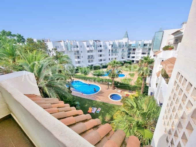 appartement vue pisicne roses 3 pièces 60 m², vue dégagée