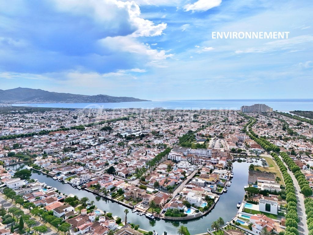 image drone empuriabrava