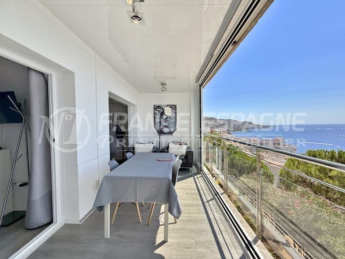 appartement vue panoramique roses 3 pièces 79 m², terrasse vue mer