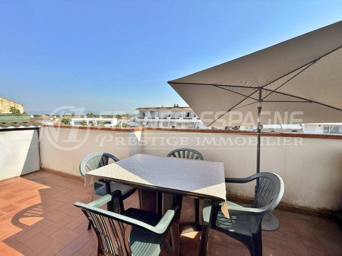 atico empuriabrava 3 pièces 59 m², terrasse vue dégagée