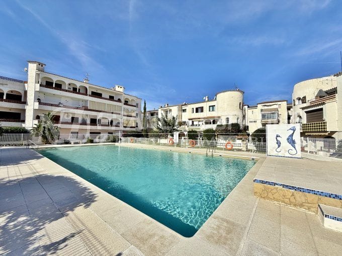 appartement empuriabrava 2 pièces 48 m², piscine communautaire